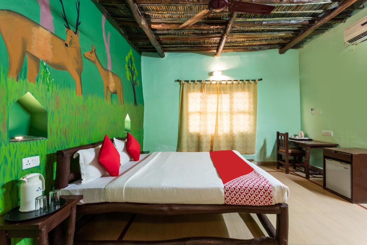 Kanha Village Eco Resort מראה חיצוני תמונה