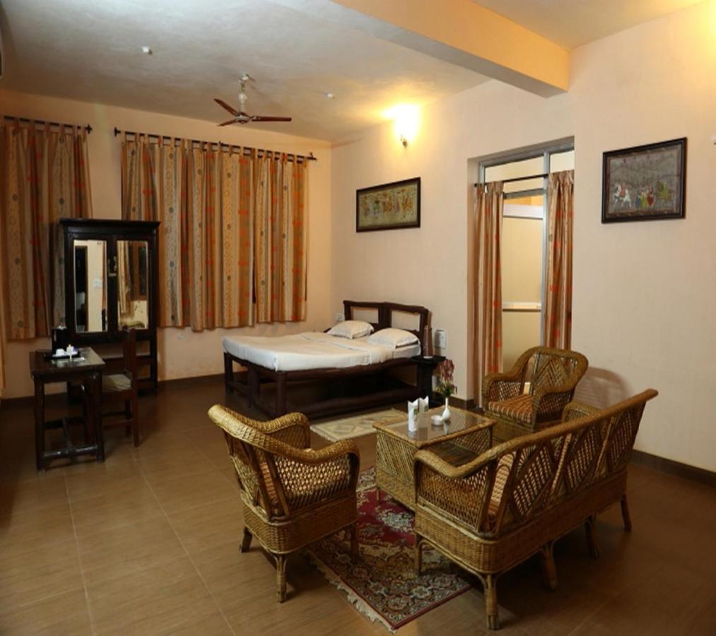 Kanha Village Eco Resort מראה חיצוני תמונה
