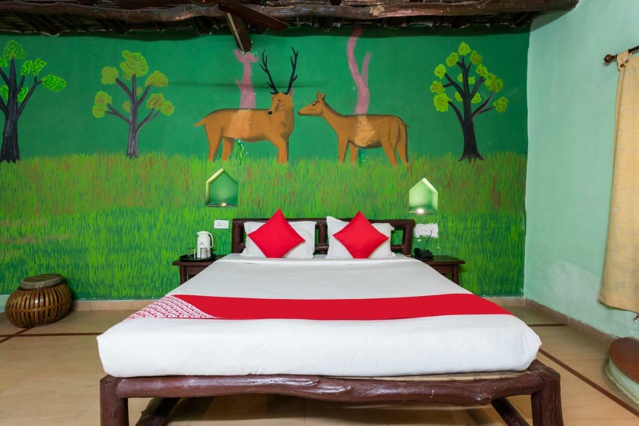 Kanha Village Eco Resort מראה חיצוני תמונה