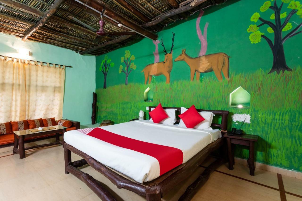 Kanha Village Eco Resort מראה חיצוני תמונה