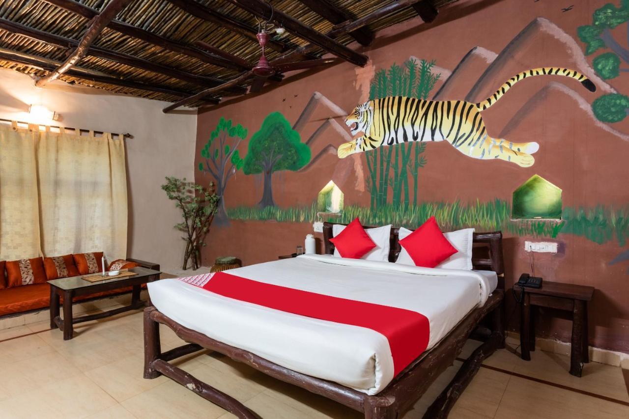 Kanha Village Eco Resort מראה חיצוני תמונה