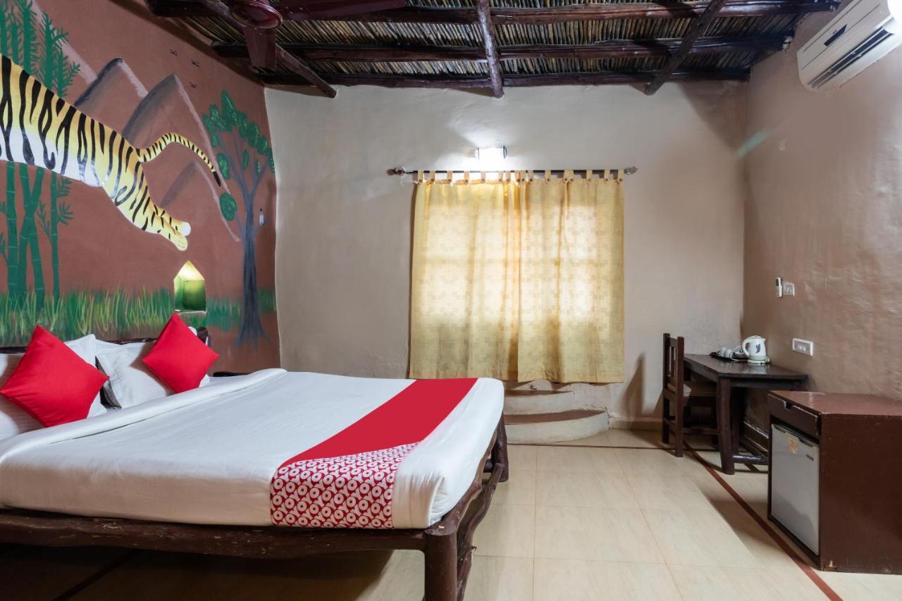 Kanha Village Eco Resort מראה חיצוני תמונה